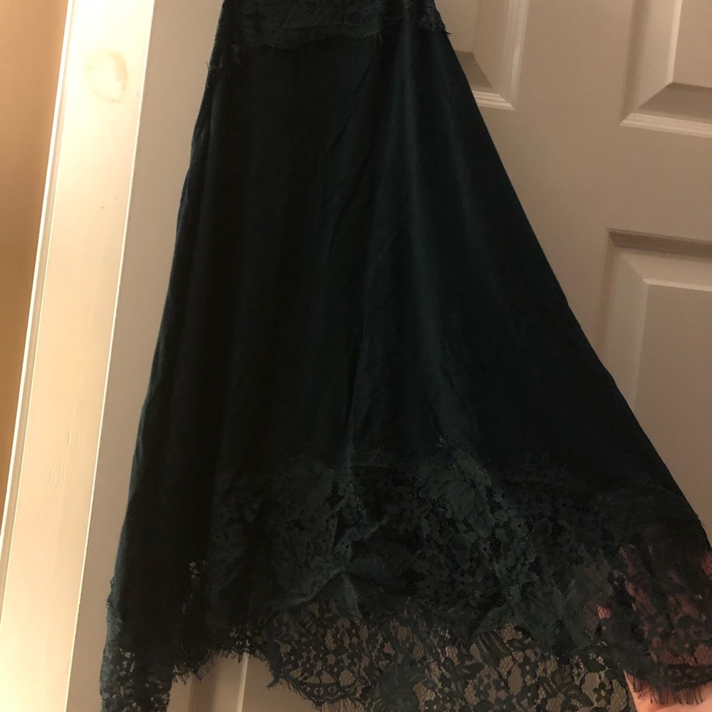 American Eagle strappy lace dark green tank